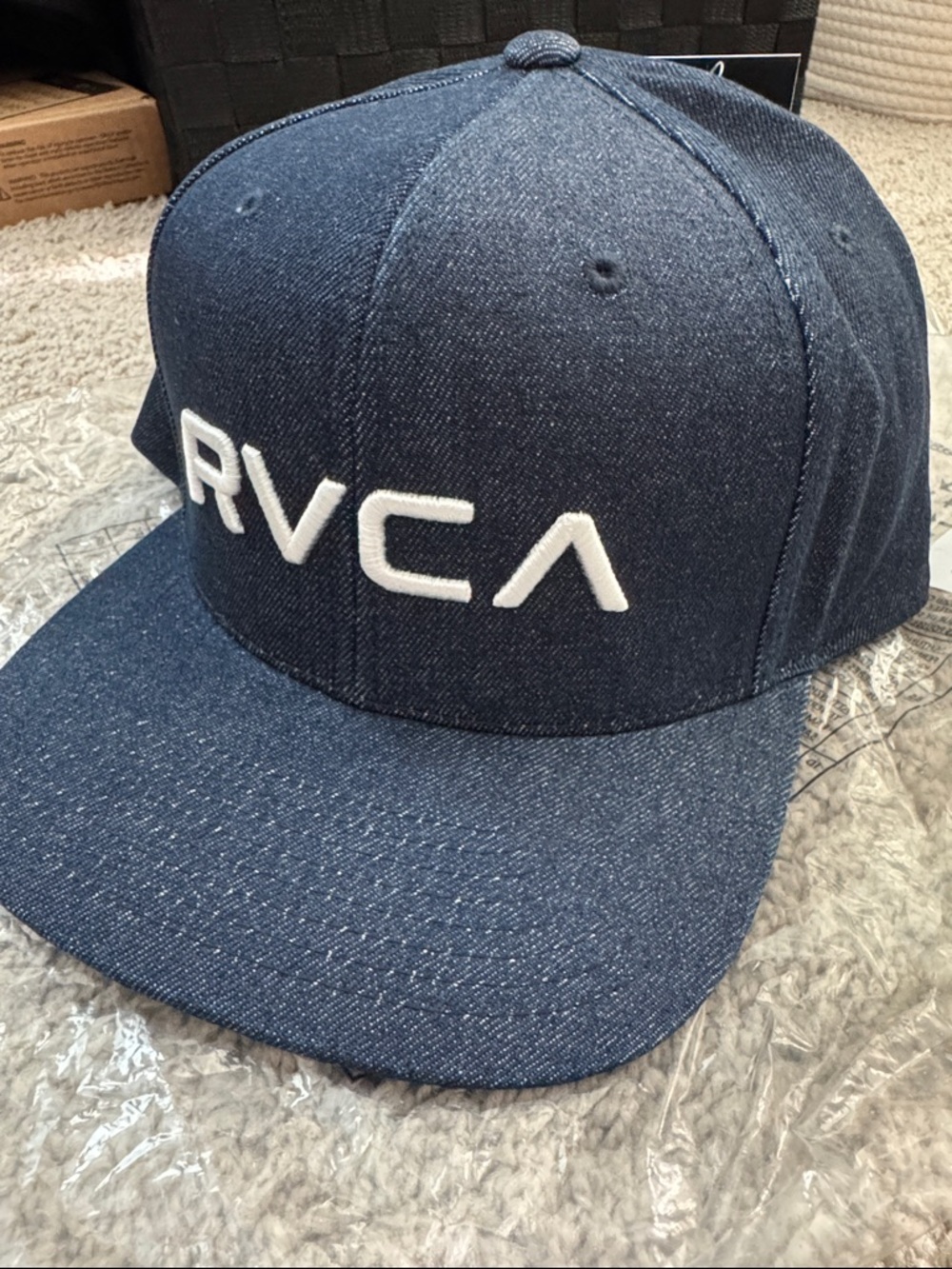 RVCA Denim Color SnapBack Hat w/Embroidered Logo